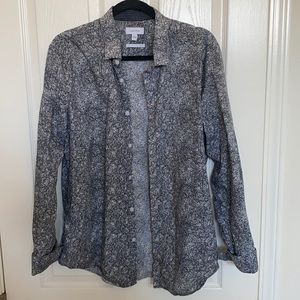 Calvin Klein causal button down shirt